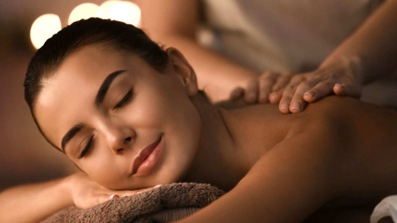 massage profond balinais femme détente