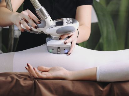 femme soin corps minceur LPG